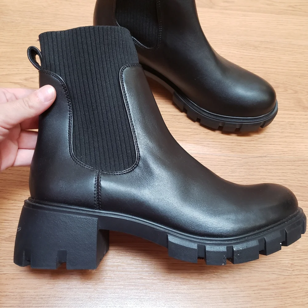 Steve Madden Hayle Lug Platform Ankle Boots